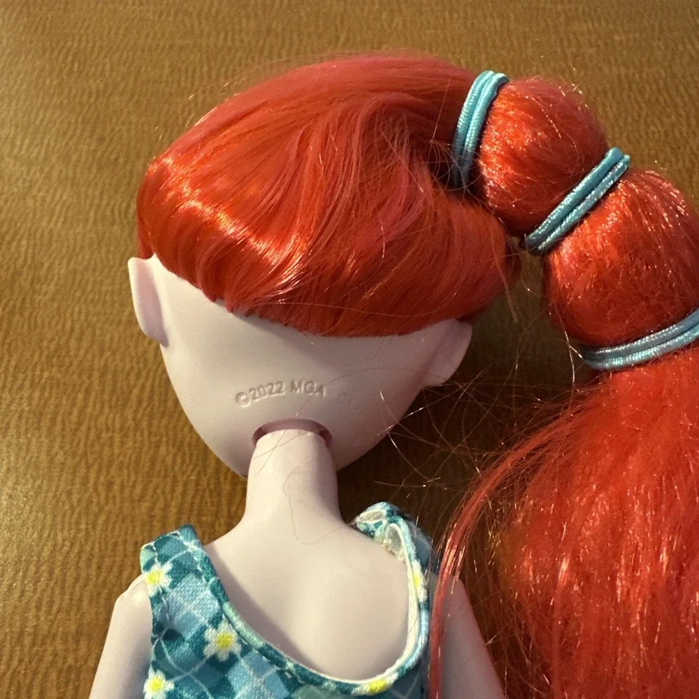 Rainbow Shadow High Rosie Redwood Fashion Doll‎ MGA 2022 Blue Dress